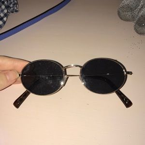 Super cute retro sunglasses